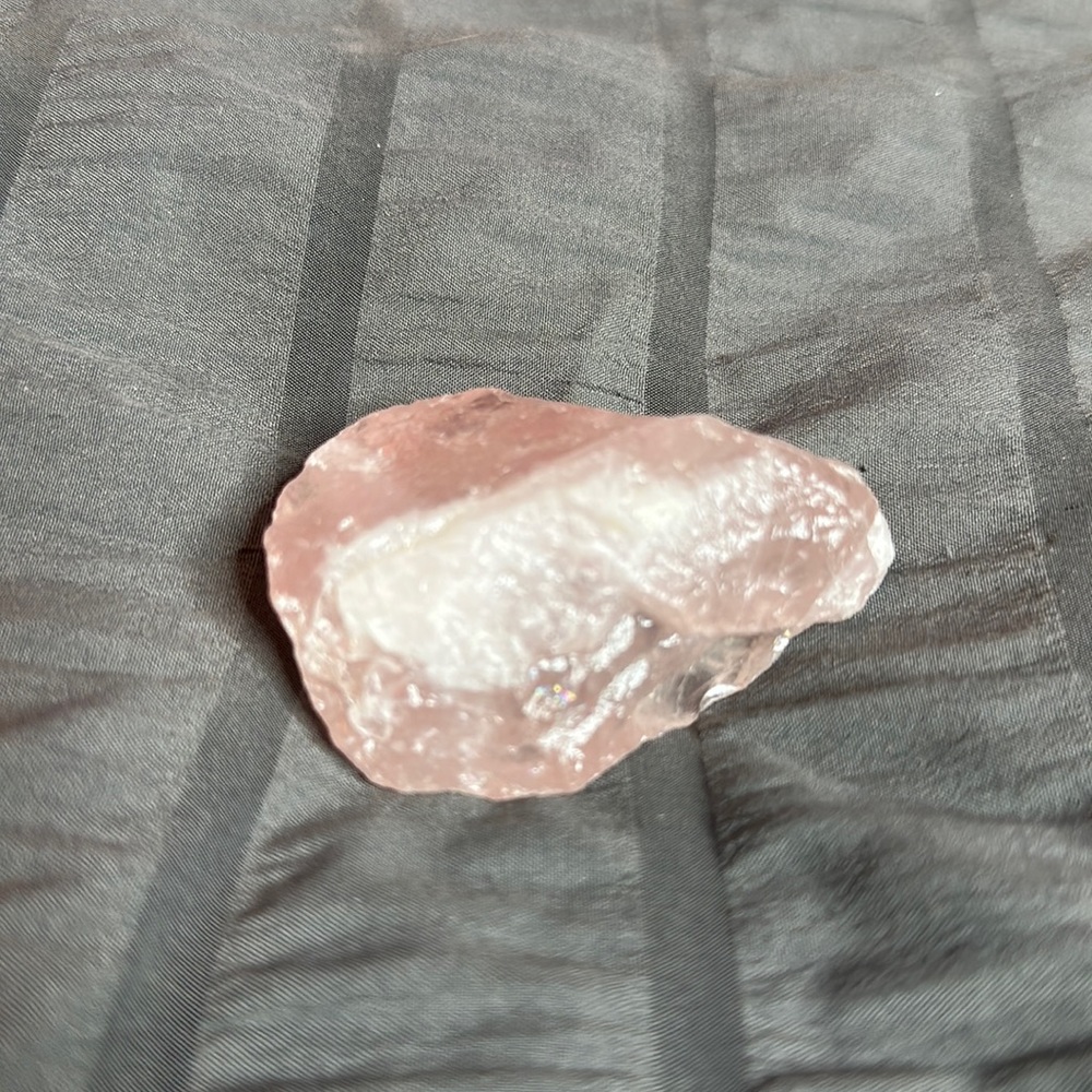 Rose quartz raw crystal